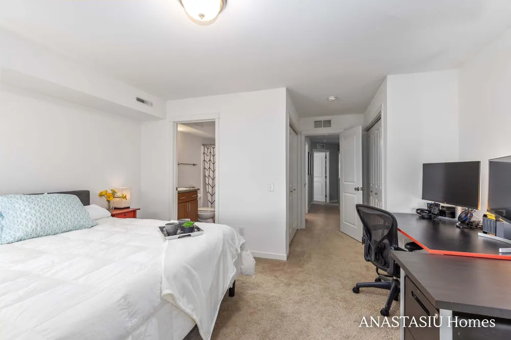 735 Bates Street SE Grand Rapids, MI 49503