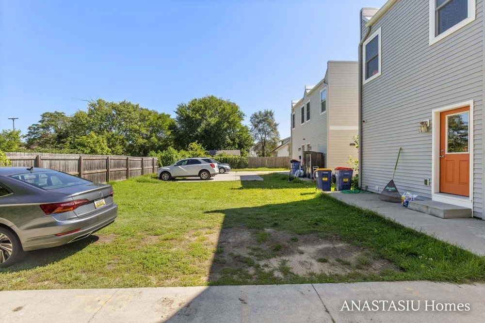 735 Bates Street SE Grand Rapids, MI 49503