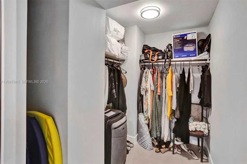 2030 S Ocean Dr #1621 Hallandale Beach, FL 33009