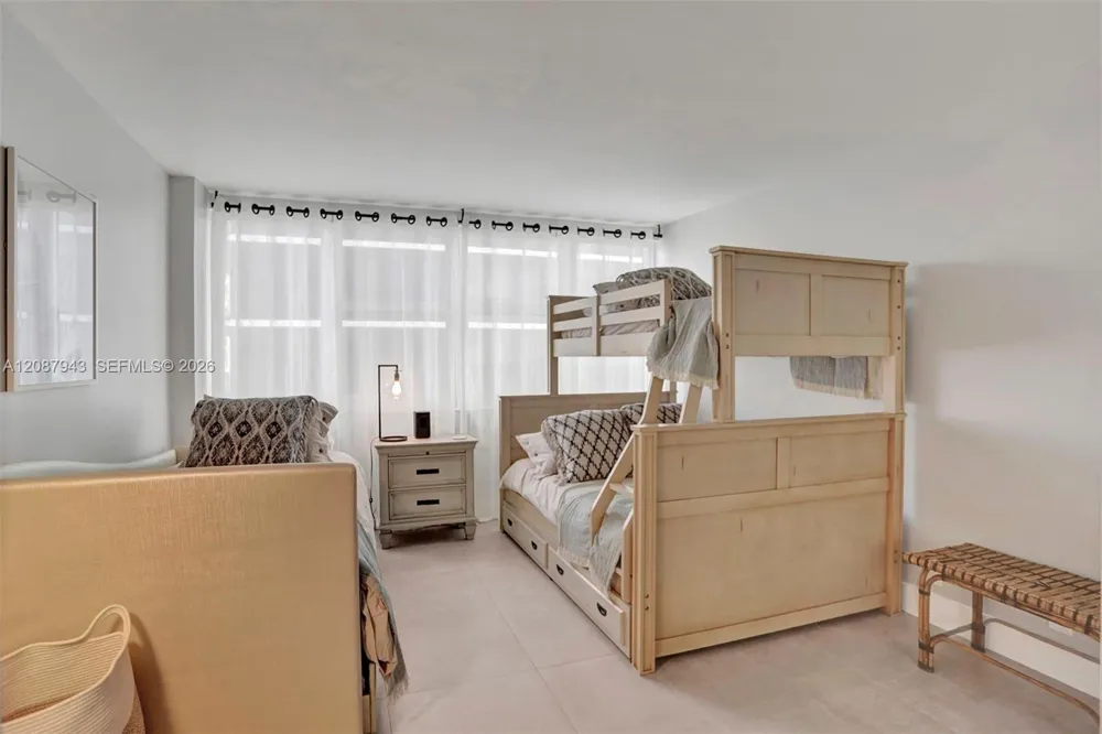 2030 S Ocean Dr #1621 Hallandale Beach, FL 33009