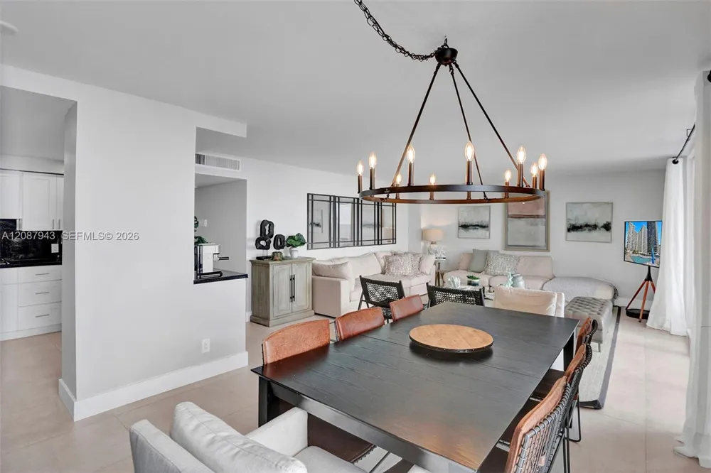 2030 S Ocean Dr #1621 Hallandale Beach, FL 33009