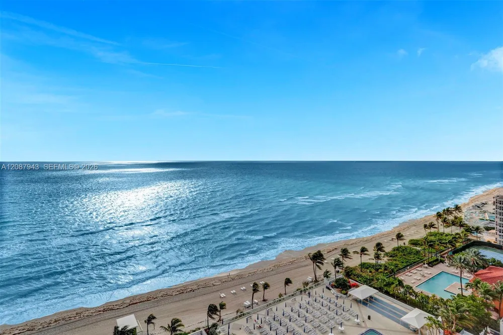 2030 S Ocean Dr #1621 Hallandale Beach, FL 33009