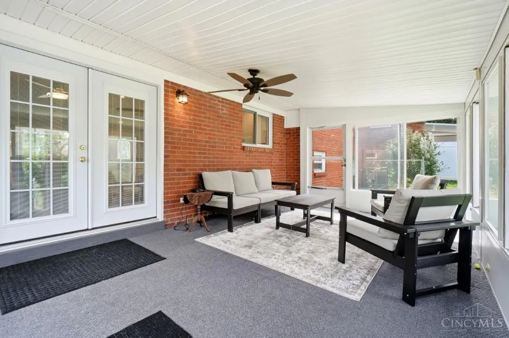 10959 Thornview Drive Sharonville, OH 45241