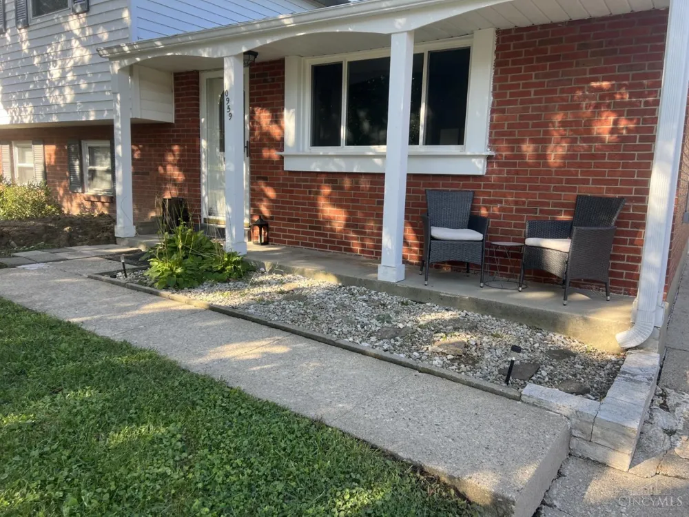10959 Thornview Drive Sharonville, OH 45241