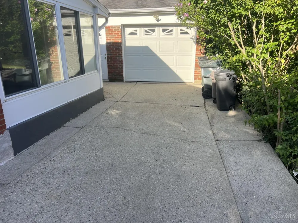 10959 Thornview Drive Sharonville, OH 45241