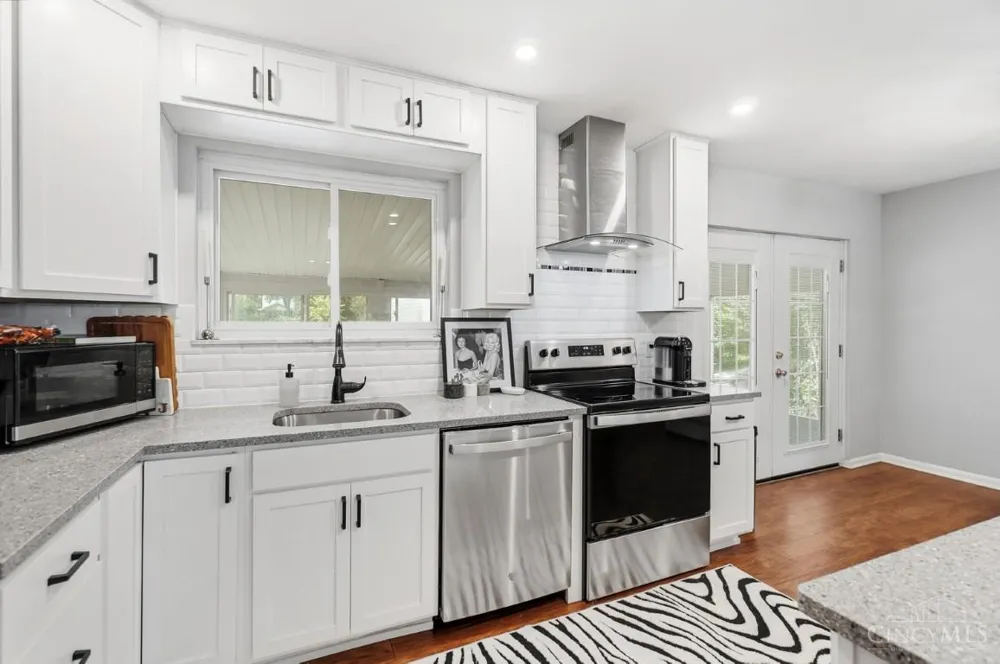 10959 Thornview Drive Sharonville, OH 45241
