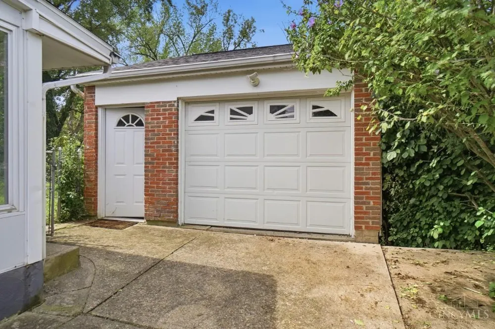 10959 Thornview Drive Sharonville, OH 45241