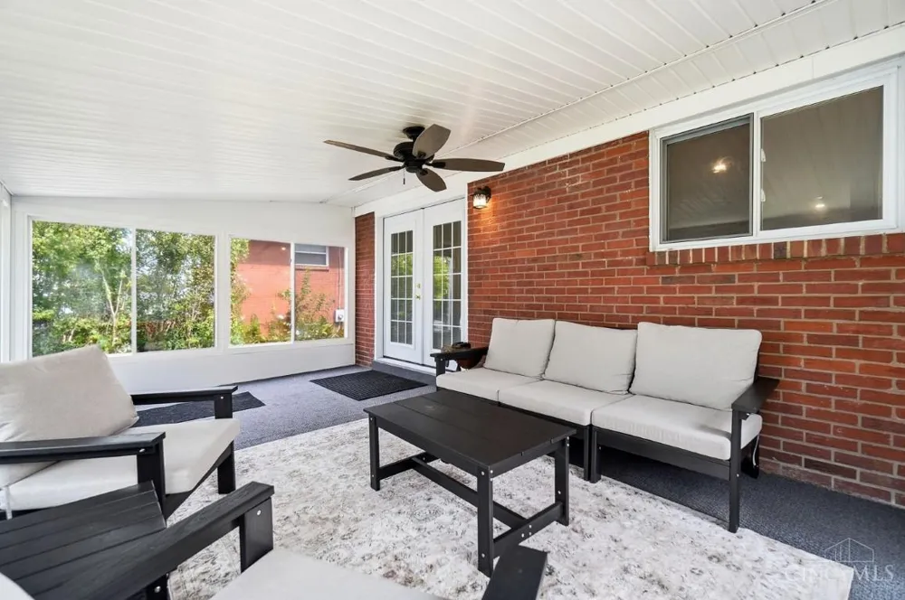10959 Thornview Drive Sharonville, OH 45241
