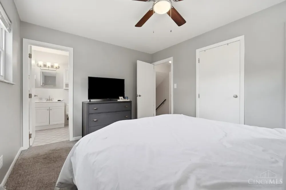 10959 Thornview Drive Sharonville, OH 45241