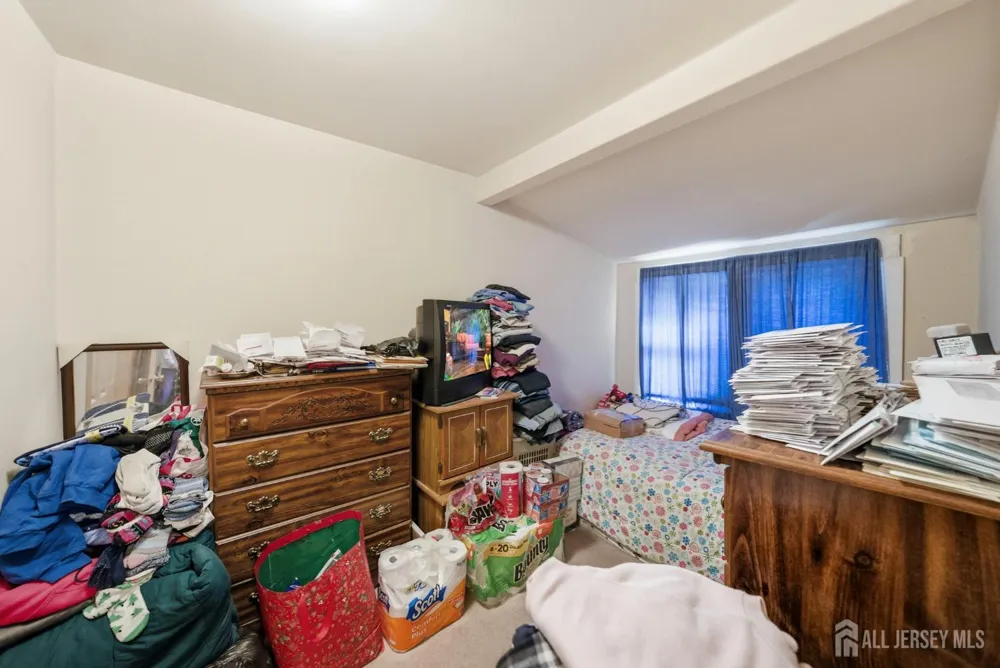 294 Devoe Avenue Spotswood, NJ 08884