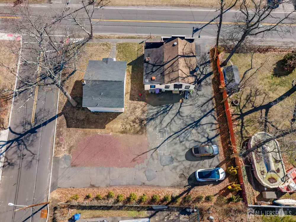 294 Devoe Avenue Spotswood, NJ 08884