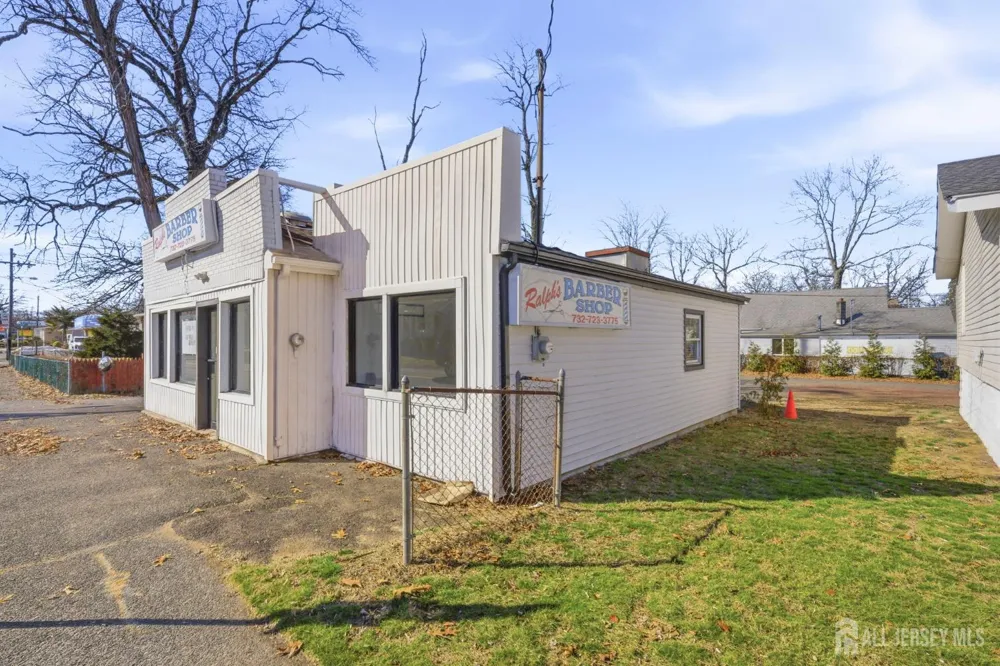 294 Devoe Avenue Spotswood, NJ 08884