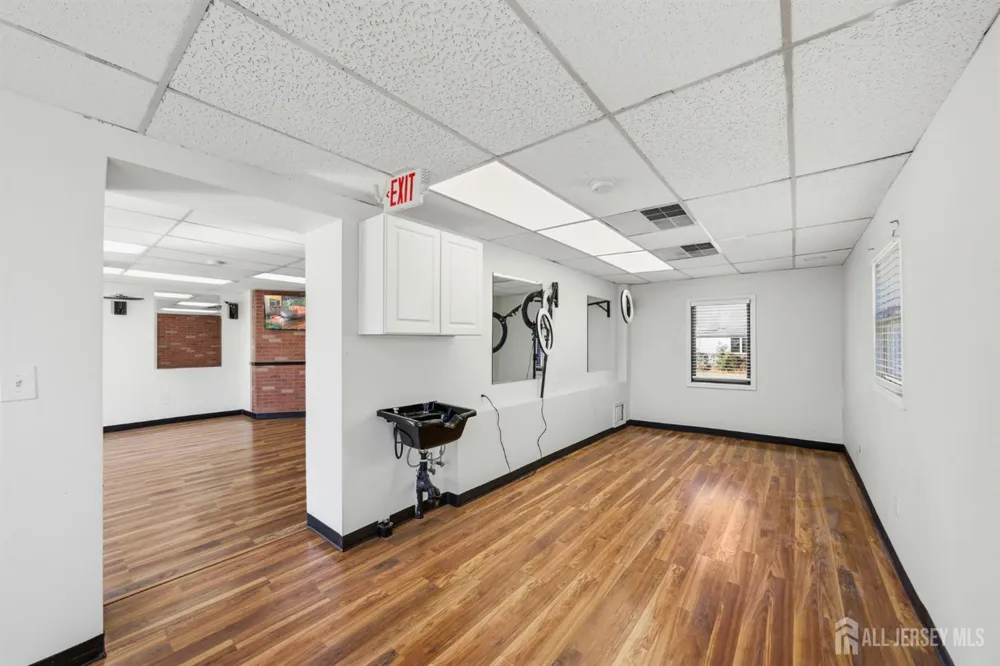 294 Devoe Avenue Spotswood, NJ 08884