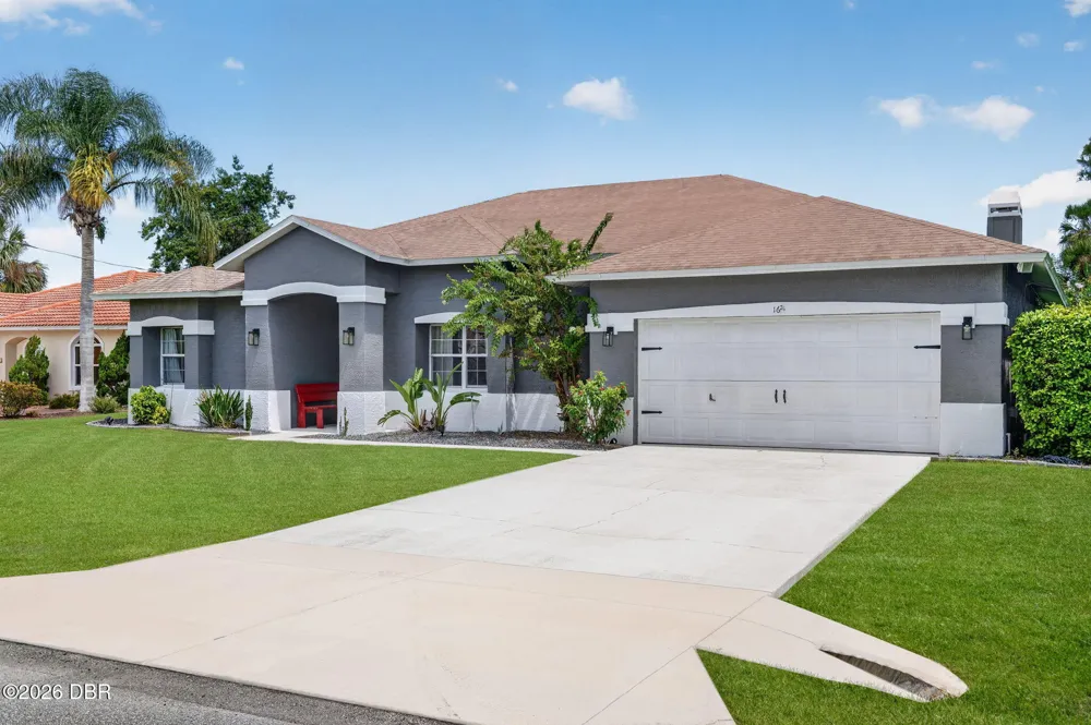 16 Cherrytree Court Palm Coast, FL 32137