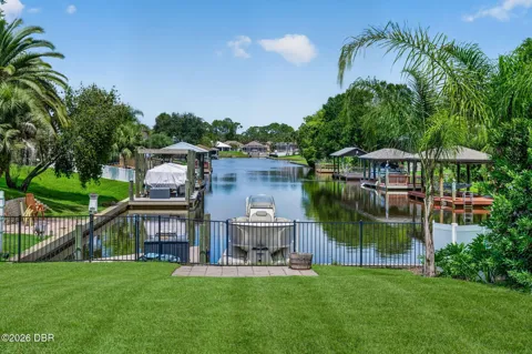 16 Cherrytree Court