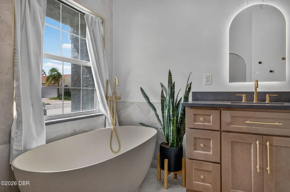16 Cherrytree Court Palm Coast, FL 32137