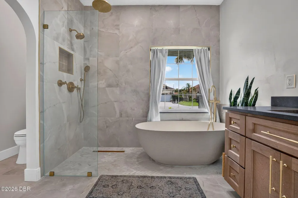 16 Cherrytree Court Palm Coast, FL 32137