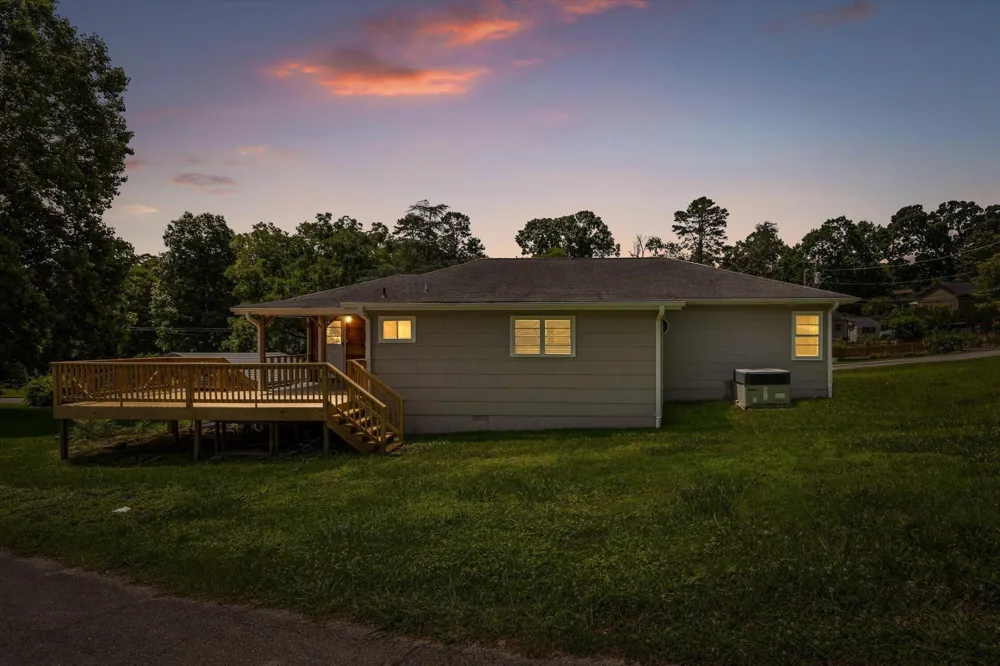 3423 Missionaire Avenue Chattanooga, TN 37412
