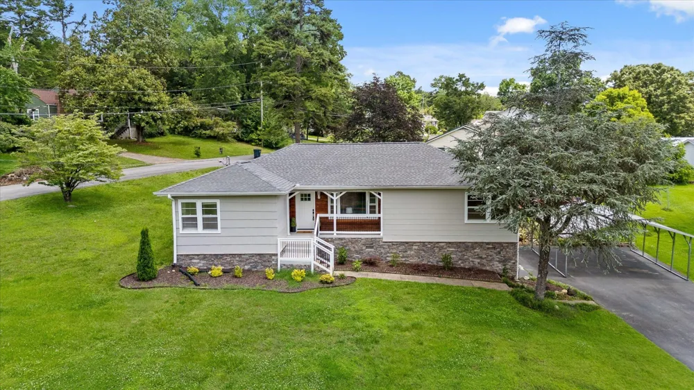 3423 Missionaire Avenue Chattanooga, TN 37412