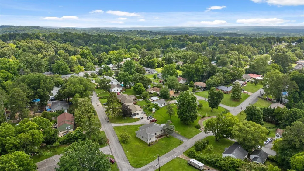 3423 Missionaire Avenue Chattanooga, TN 37412
