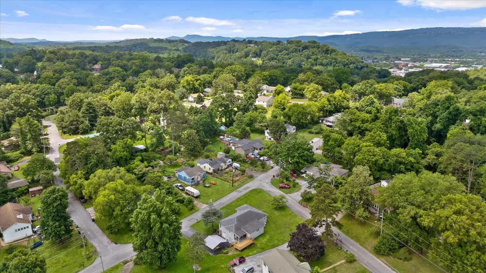 3423 Missionaire Avenue Chattanooga, TN 37412