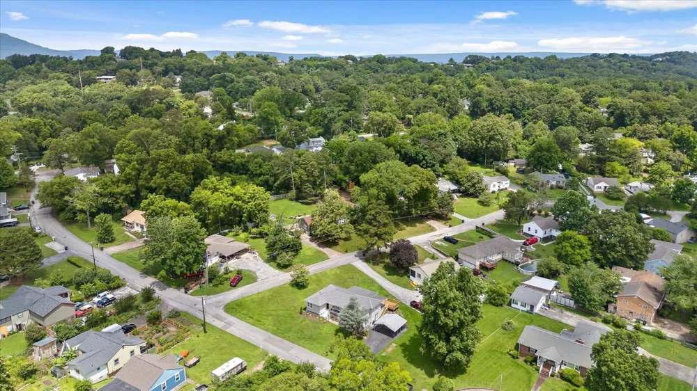 3423 Missionaire Avenue Chattanooga, TN 37412