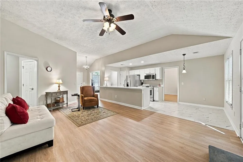 146 Pinebrook Drive Waleska, GA 30183