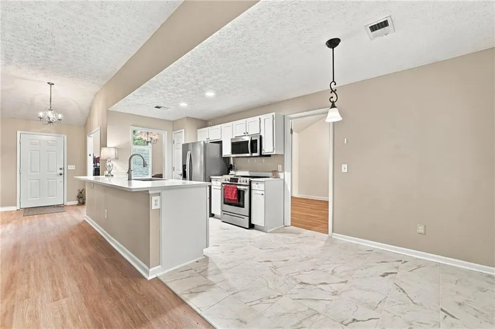 146 Pinebrook Drive Waleska, GA 30183