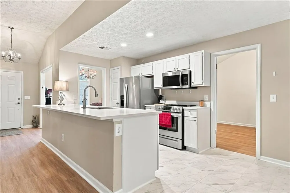 146 Pinebrook Drive Waleska, GA 30183