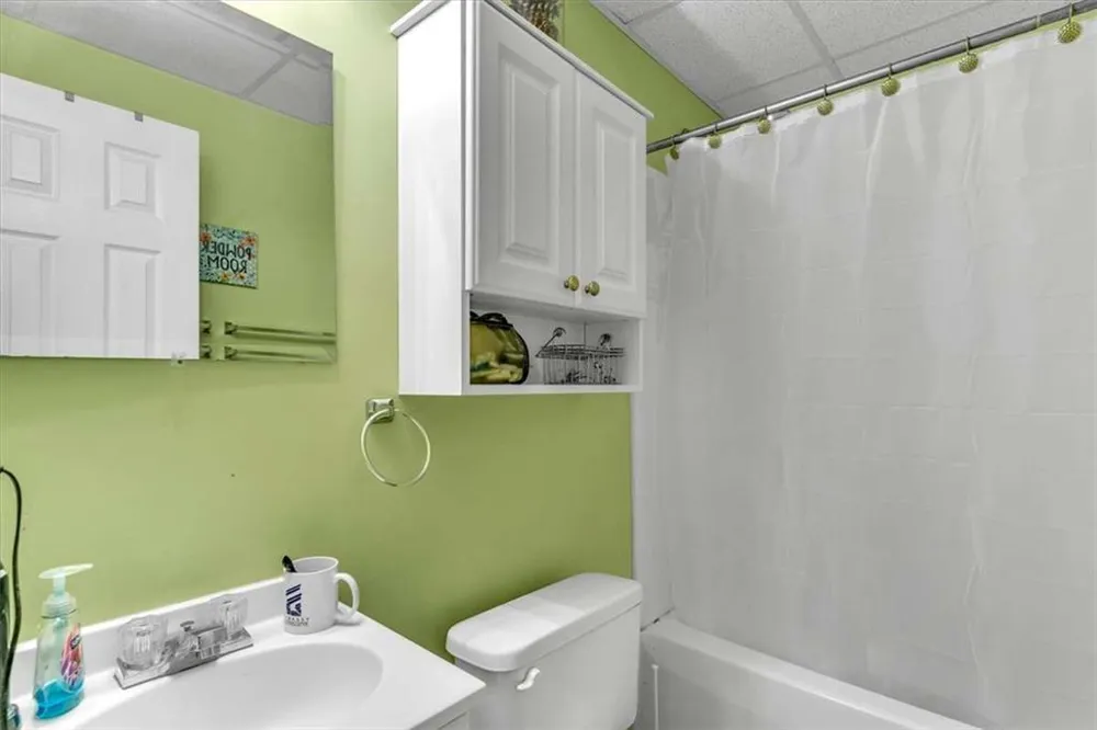 321 Four Oaks Drive Powder Springs, GA 30127