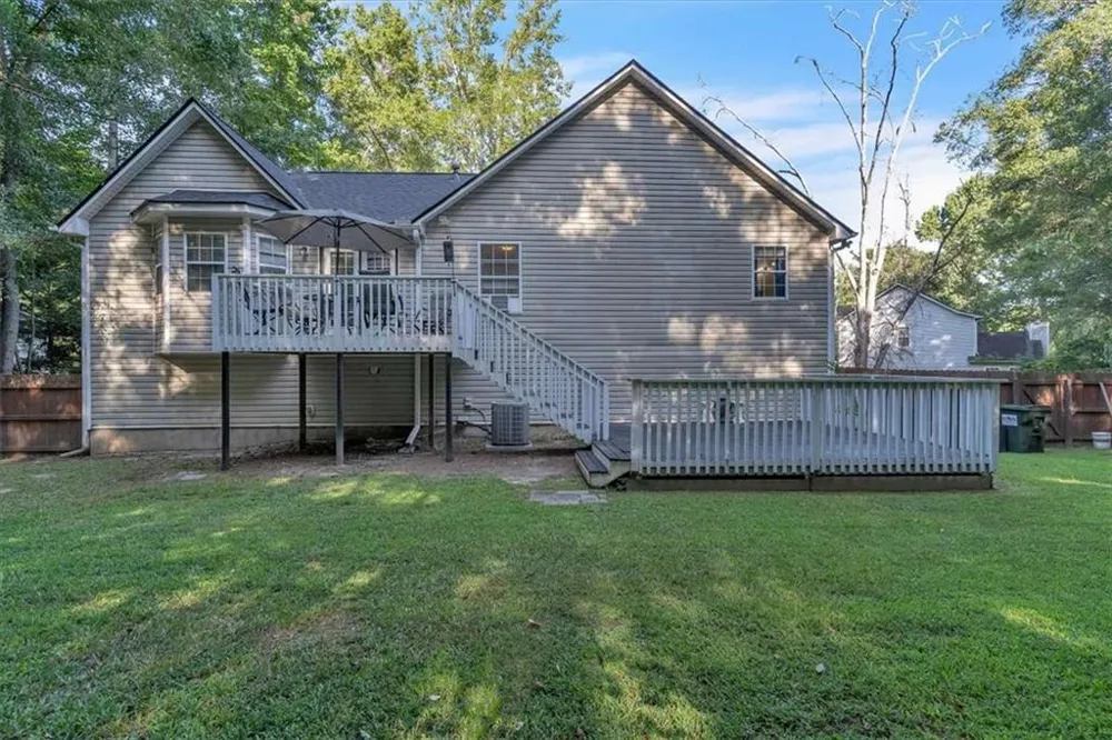 321 Four Oaks Drive Powder Springs, GA 30127