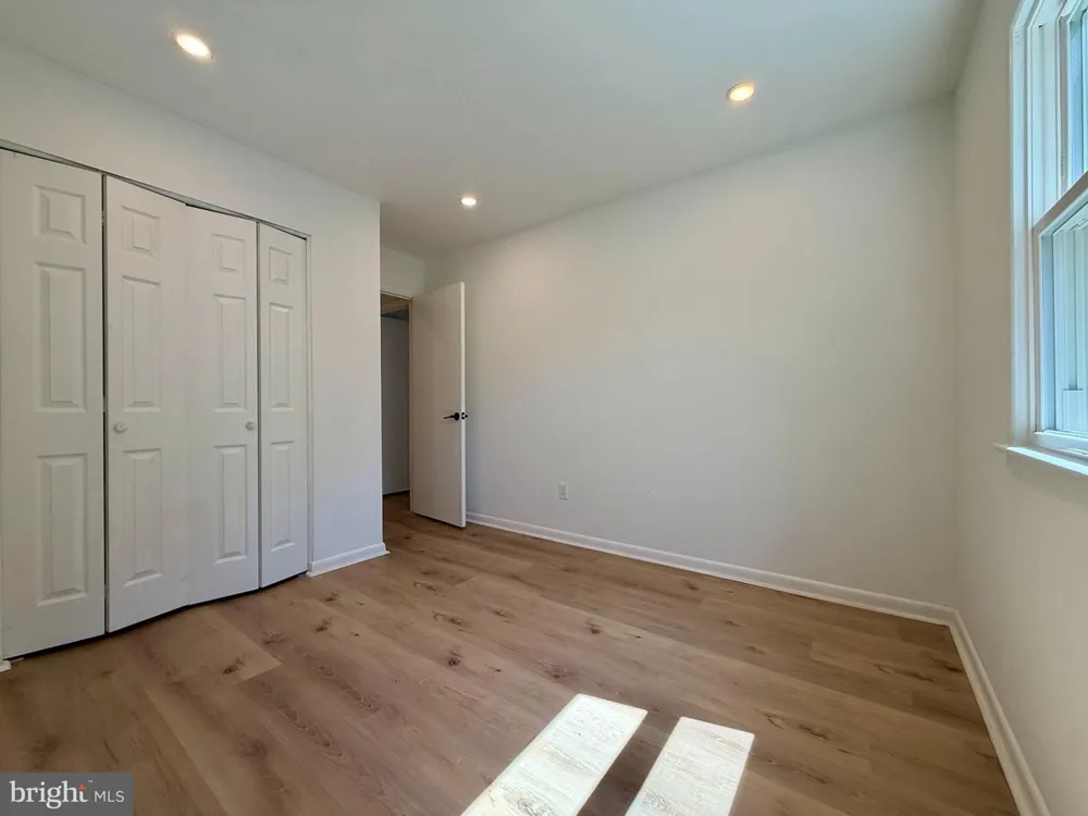 8509 CHERRY VALLEY LANE Alexandria, VA 22309