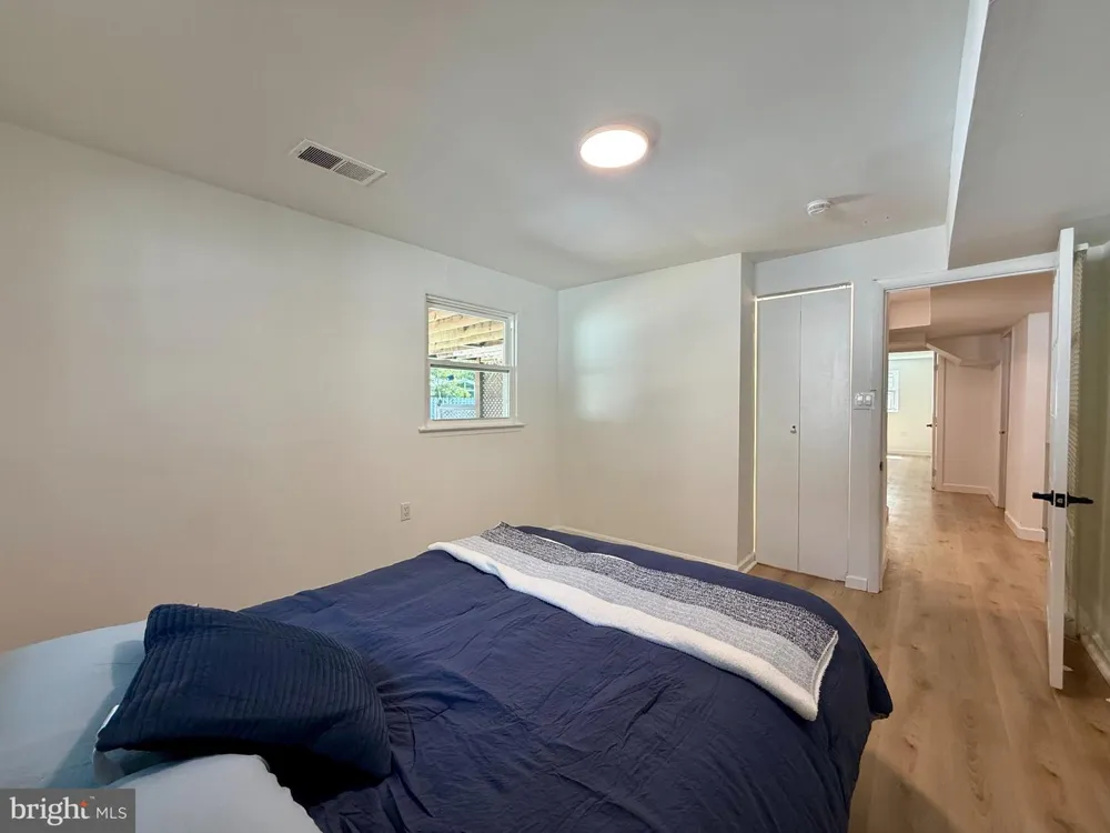 8509 CHERRY VALLEY LANE Alexandria, VA 22309