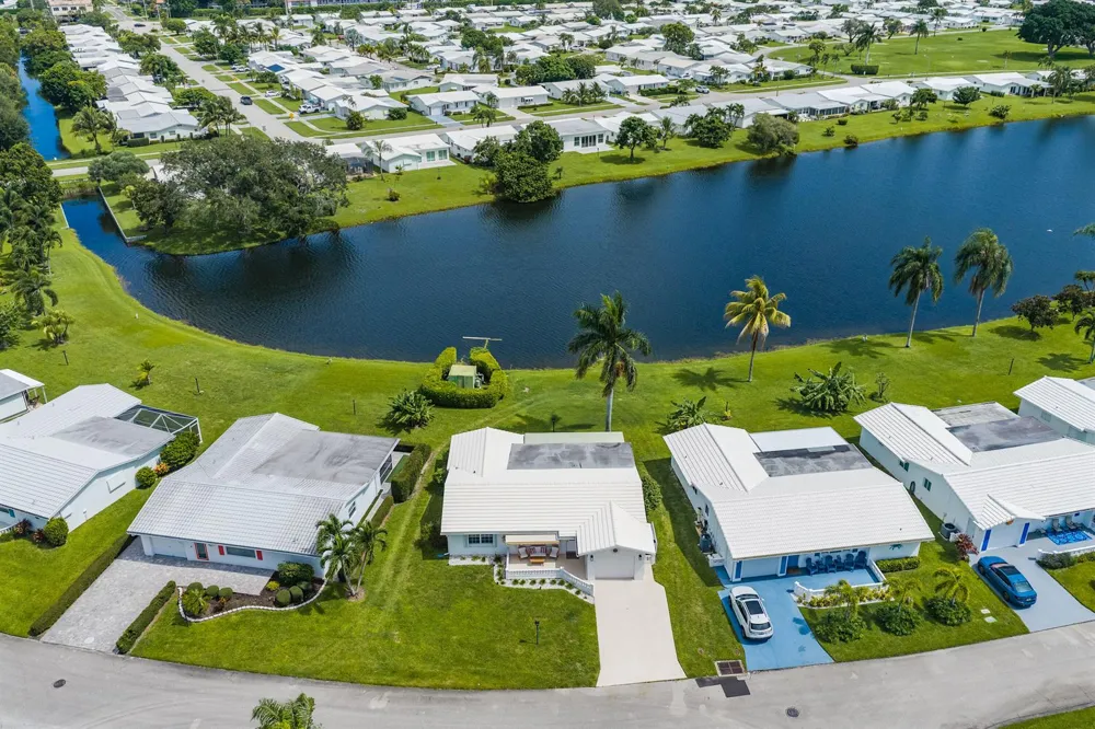 2201 SW ROMA WAY SW Boynton Beach, FL 33426
