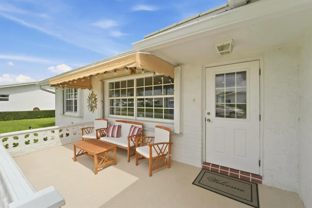 2201 SW ROMA WAY SW Boynton Beach, FL 33426