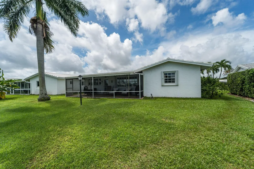 2201 SW ROMA WAY SW Boynton Beach, FL 33426
