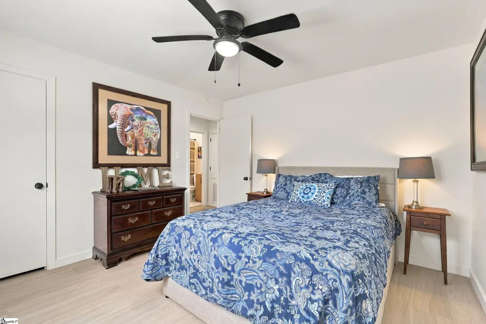 2318 S Mcduffie Street Anderson, SC 29624
