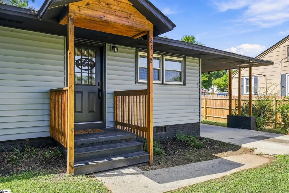 2318 S Mcduffie Street Anderson, SC 29624