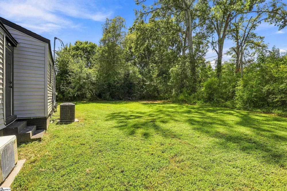 2318 S Mcduffie Street Anderson, SC 29624