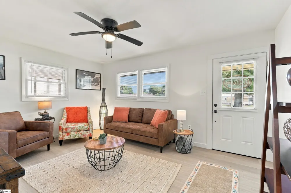 2318 S Mcduffie Street Anderson, SC 29624
