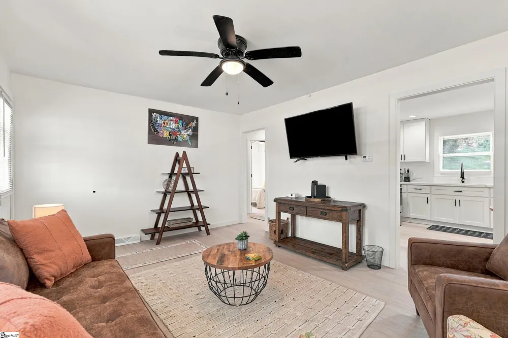 2318 S Mcduffie Street Anderson, SC 29624