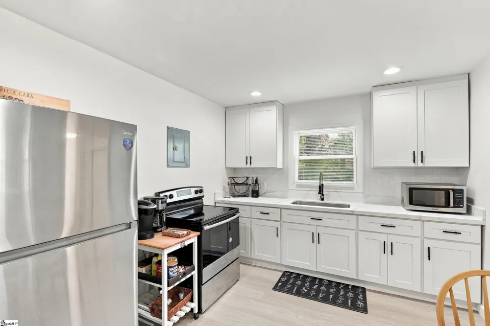 2318 S Mcduffie Street Anderson, SC 29624