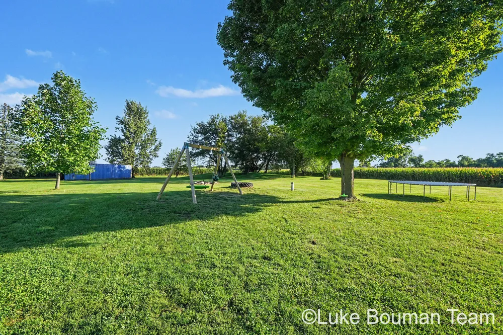 3173 Dumont Road Allegan, MI 49010