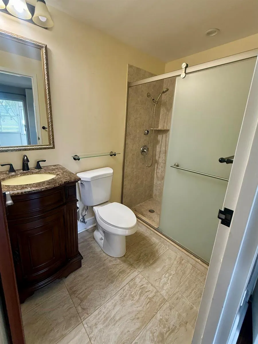 34 Valencia B Delray Beach, FL 33446