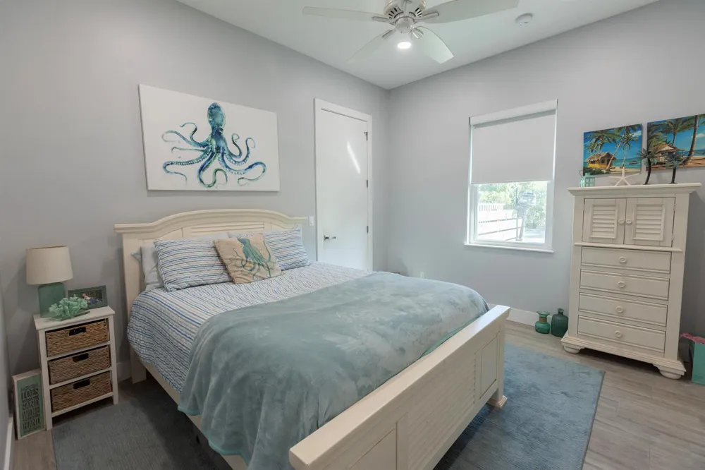 5371 S 25th Street Fort Pierce, FL 34981