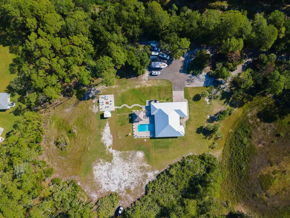 5371 S 25th Street Fort Pierce, FL 34981