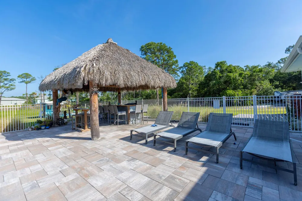 5371 S 25th Street Fort Pierce, FL 34981