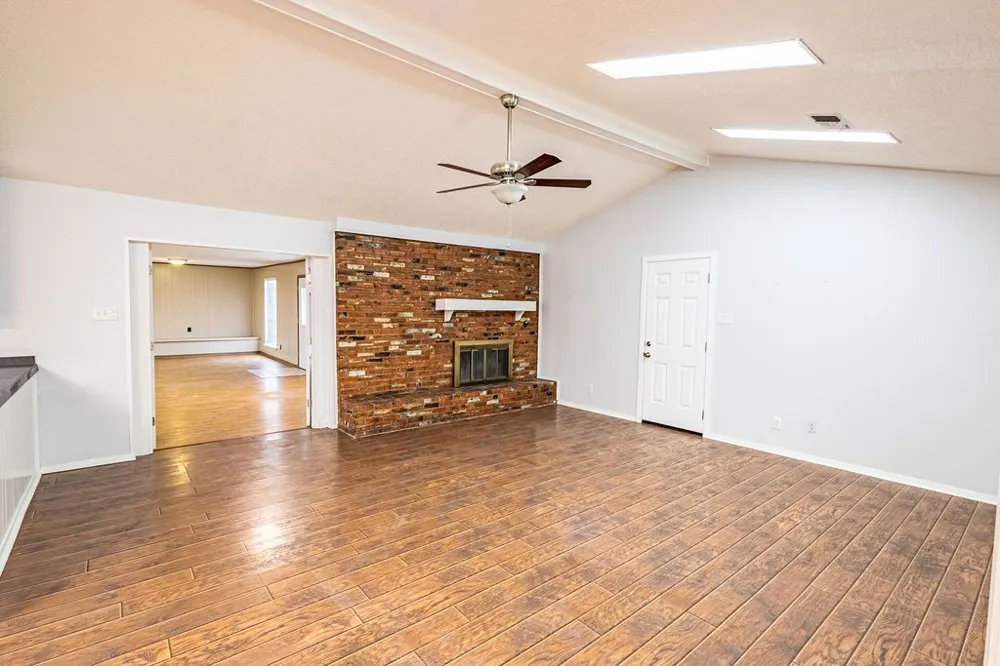 3005 Choctaw Road Commerce, TX 75428