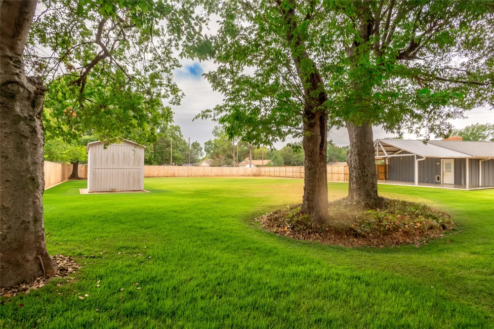 3005 Choctaw Road Commerce, TX 75428