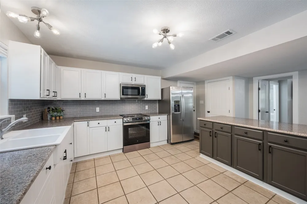 19865 Leisureland Road Mabank, TX 75156